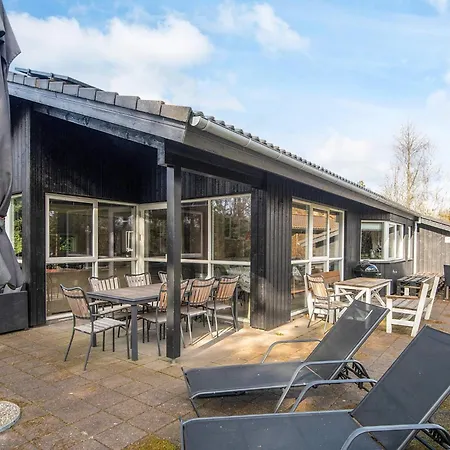 8 Person In Oksbol-by Traum Oksbøl