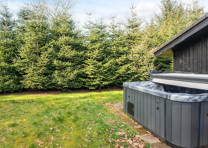 8 Person In Oksbol-by Traum * Oksbøl